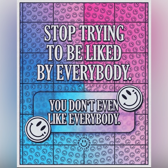 Meet your Posher, Sam 🔮 - Picture 3 of 4